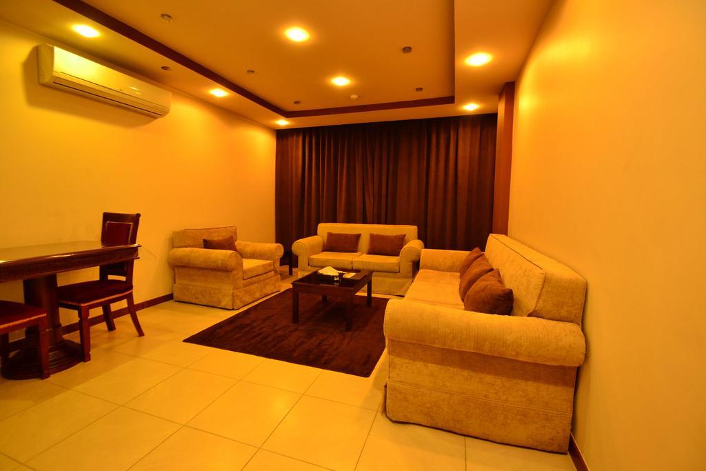 Al Ramla Al Hamra Hotel Таиф Стая снимка
